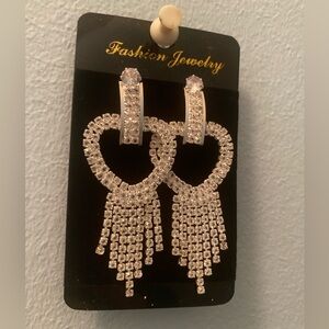 (HEART) Gorgeous Beautiful Sparkly Fashion Earrings